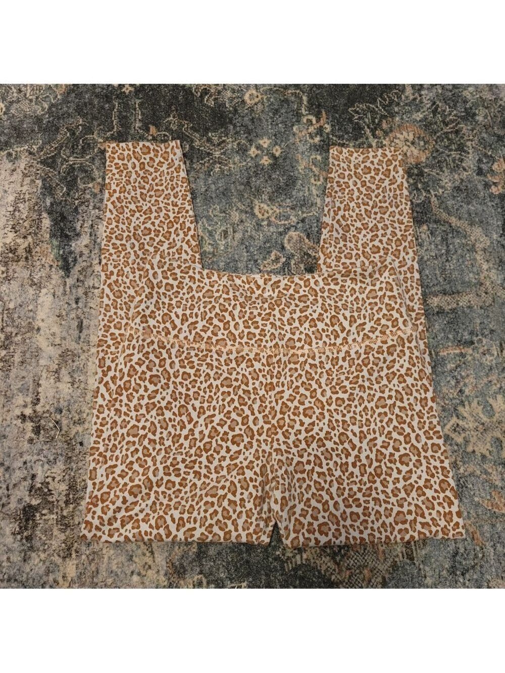 Lou & Grey leggings in tan and baby blue background Size S
